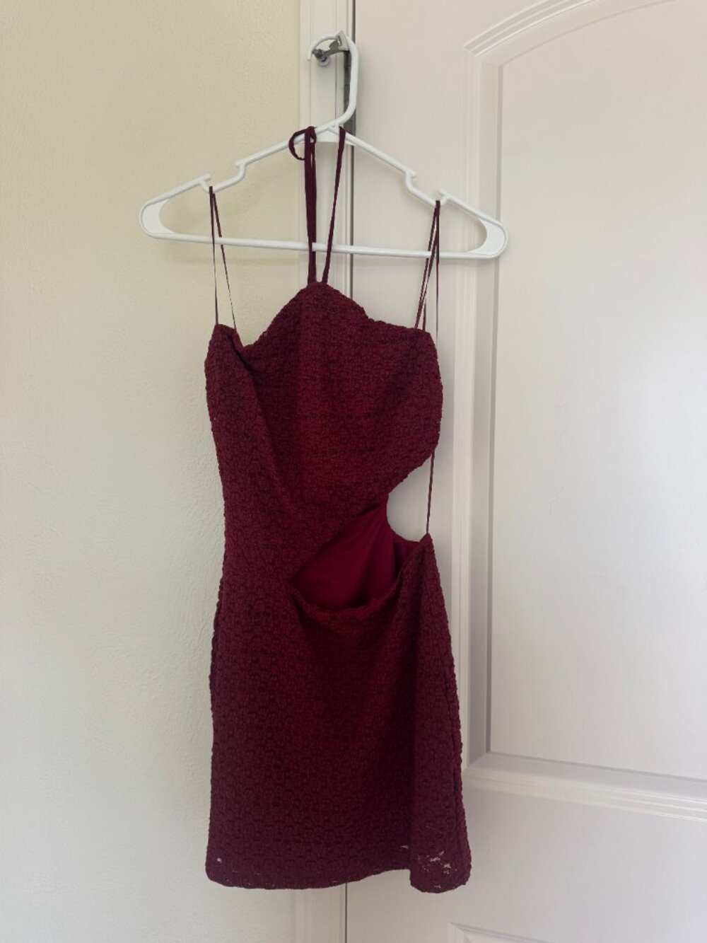 Maroon/Red Mini Cutout Mini Dress